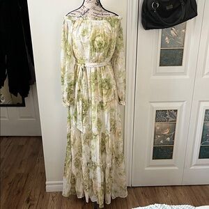 Flying Tomato Green and Cream Floral Long Sleeve Dress